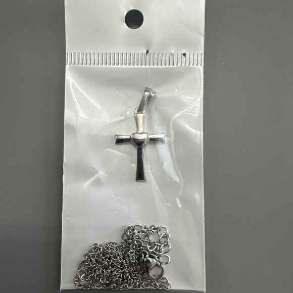 Cross Heart Silver Plated Stainless Steel Pendant Expendable Necklace Gift Hers - Picture 6 of 6